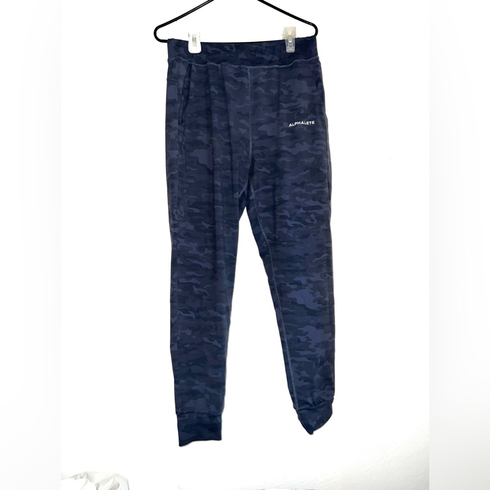Alphalete Core Joggers - Camo Blue - Size Large